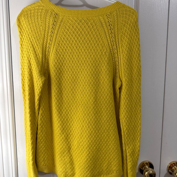 Full sleeves sweater - Picture 2 of 2
